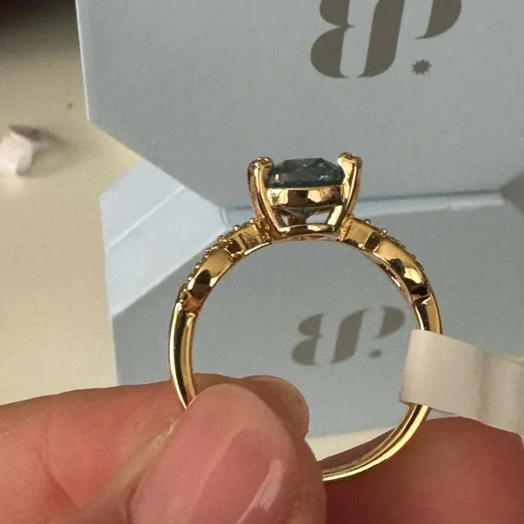 ✨ Eternal Balance Ring – London Blue Sapphire Ice Crystal ✨ - Picture 10 of 11